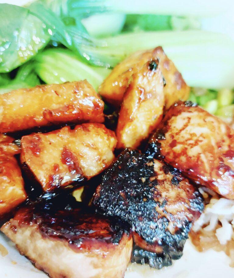 Ginger, Garlic, Soy Salmon Bowl
